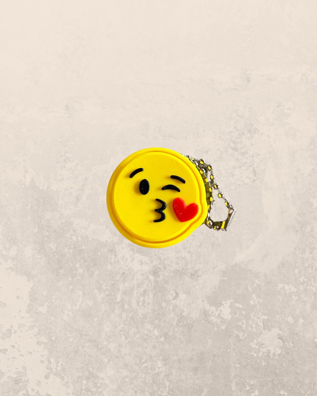 Smiley küssend